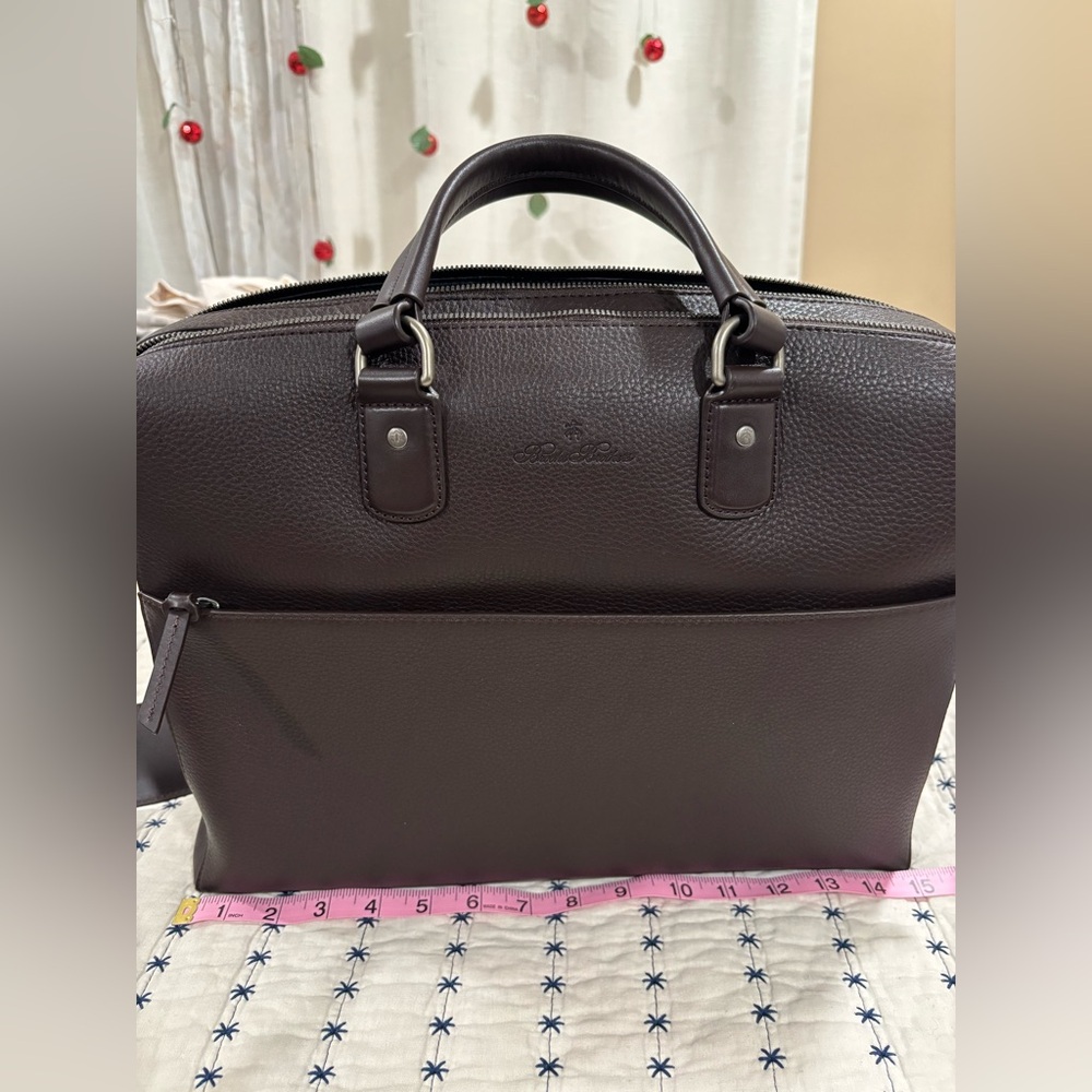 Elegant Brown Leather Men's Bag